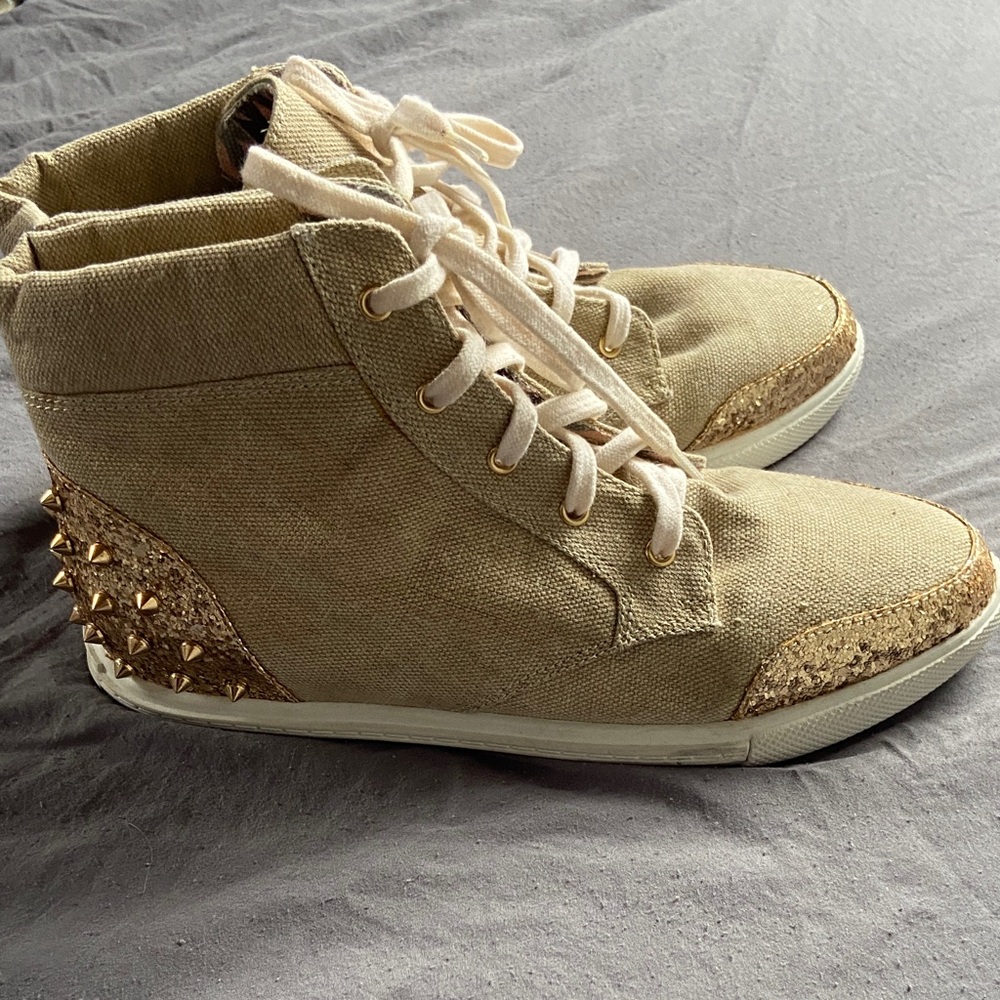 Dirty Laundry Gold Studded High-Top Sneakers Like New